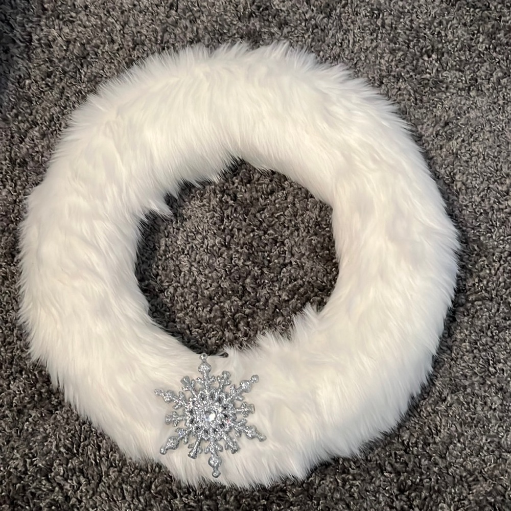White faux fur wreath